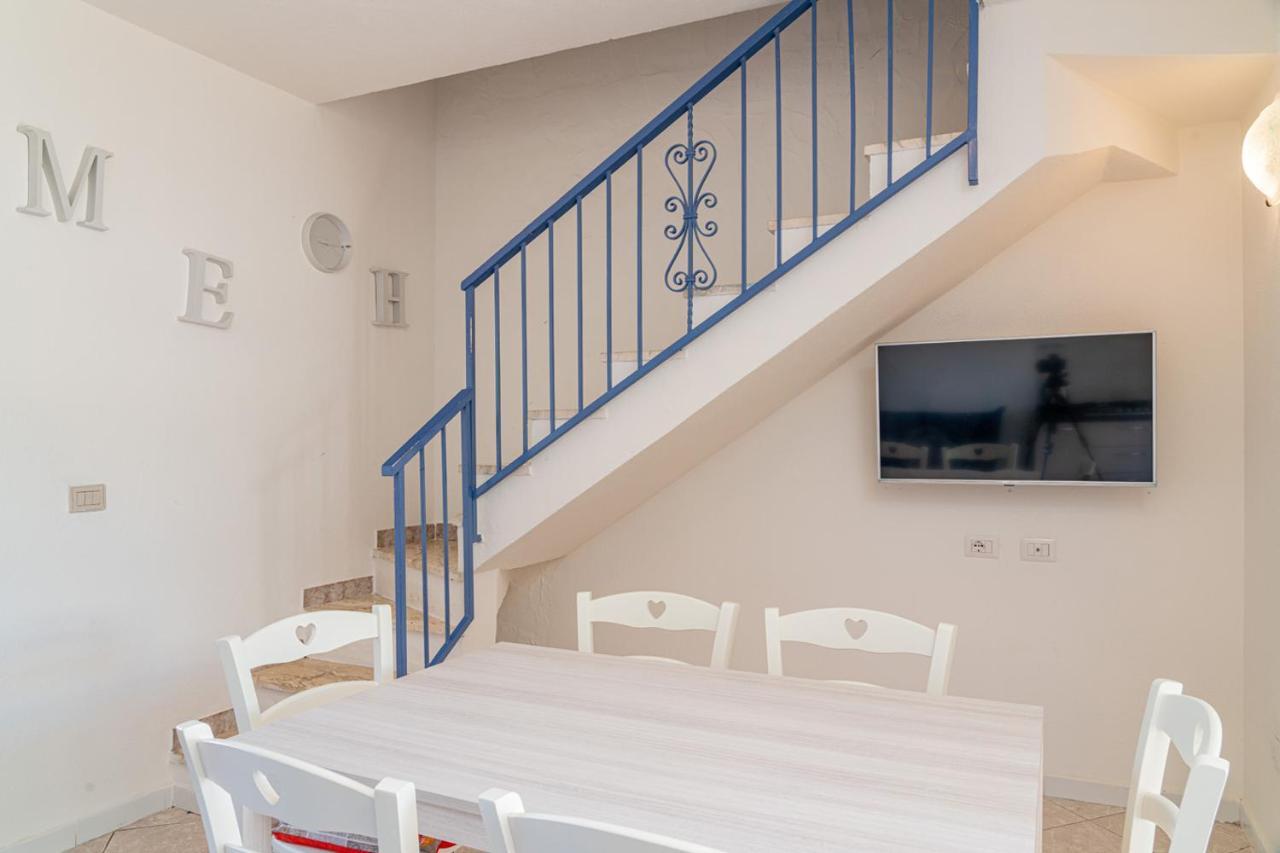 Appartamento Residenziale Trilocale 6 Posti Letto Via Oristano San Teodoro  Exterior foto